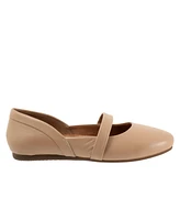 Softwalk Samara Flat