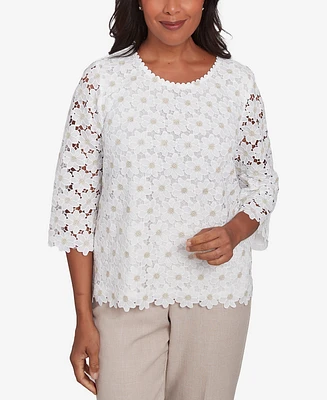 Alfred Dunner Petite Kensington Gardens Daisy Woven Lace Crew Neck Top