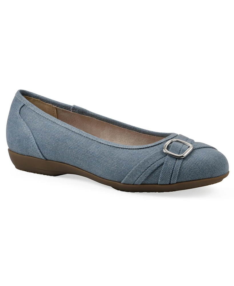 Cliffs by White Mountain Women's Calming Round Toe Ballet Flats