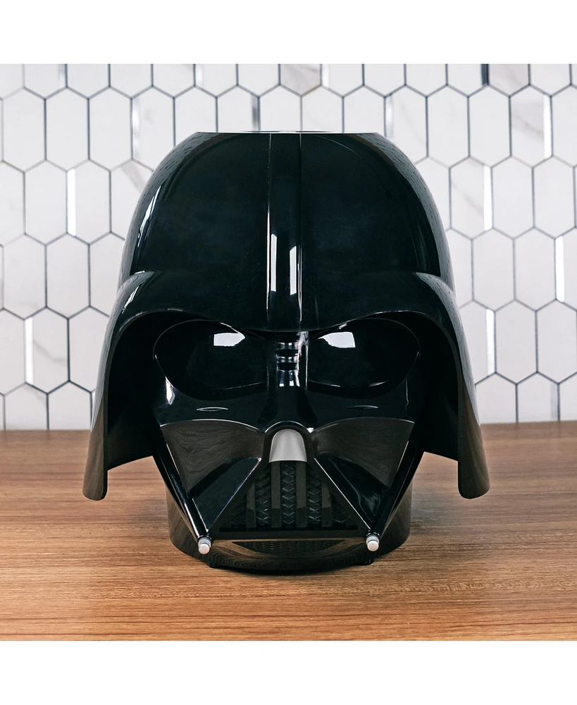 Uncanny Brands Darth Vader Helmet Popcorn Maker- Star Wars Kitchen Appliance