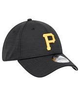 New Era Men's Black Pittsburgh Pirates Tech 39THIRTY Flex Hat