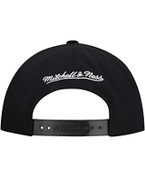 Mitchell & Ness Men's Black Toronto Maple Leaf's Team Snapback Hat