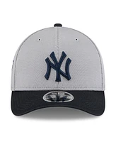 New Era Men's /Navy New York Yankees 2025 Spring Training 9FORTY Adjustable Hat