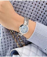 Guess Women's Analog Silver-Tone Steel Watch, 30mm