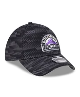 New Era Men's Colorado Rockies 2025 Mlb Clubhouse 39THIRTY Flex Hat