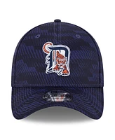 New Era Men's Navy/ Detroit Tigers 2025 Mlb Clubhouse 39THIRTY Flex Hat