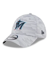 New Era Men's Gray Miami Marlins 2025 Mlb Clubhouse 39THIRTY Flex Hat