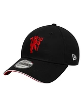 New Era Men's Black Manchester United Flag 9FORTY Adjustable Hat