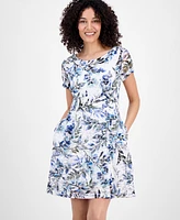 Connected Petite Printed Lace Short-Sleeve Fit & Flare Dress