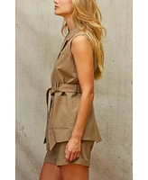 Crescent Women's Neah Belted Sleeveless Blazer