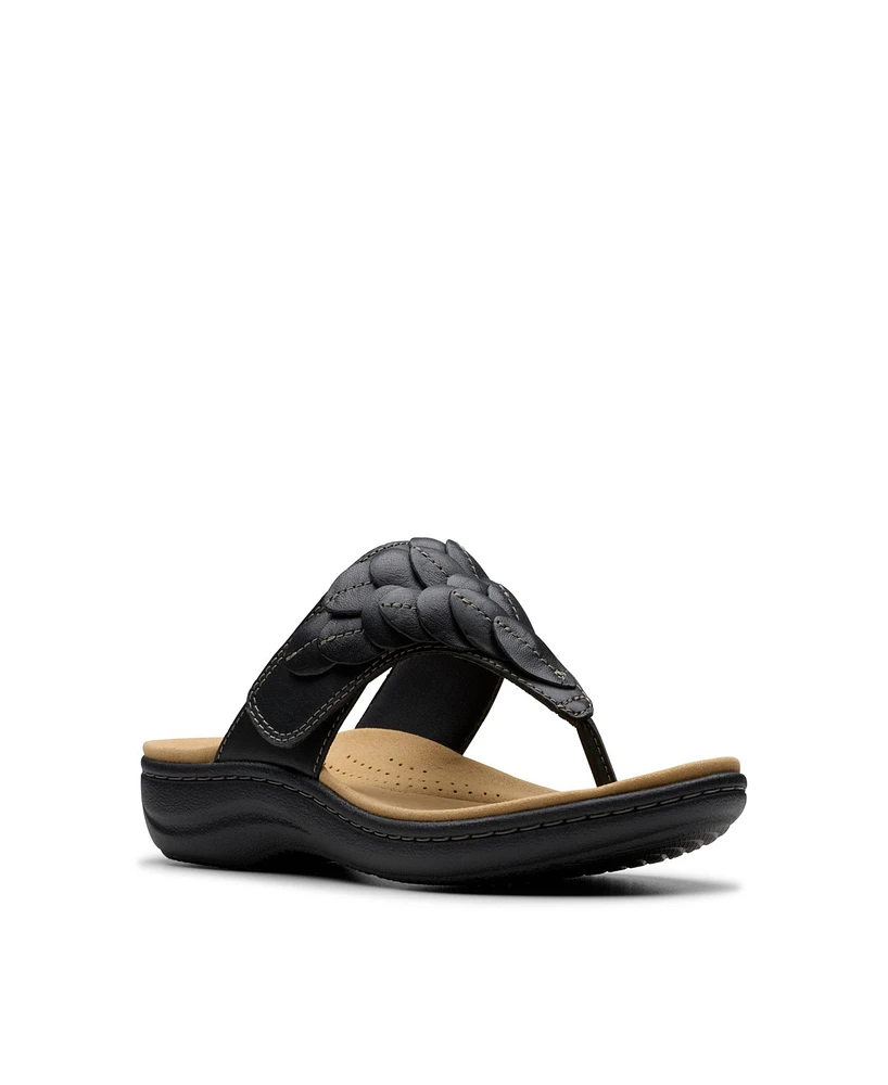 Clarks Collection Women's Laurieann Palm Flip-Flop Sandals