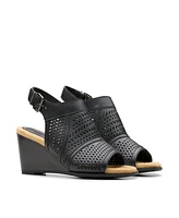 Clarks Collection Women's Emmalae Hope Wedge Sandals