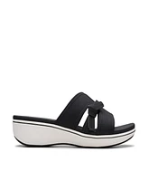 Clarks Cloudsteppers Women's Breeze Rae Mia Slip-On Flat Sandals
