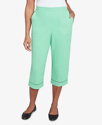 Alfred Dunner Petite Rise & Shine Lace Dotted Trim Capri Pants