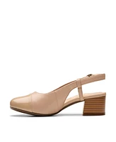 Clarks Collection Women's Marilyn Rose Buckle Shoes
