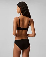 Calvin Klein Women's Form To Body Lightly Lined Triangle Bralette QF6758