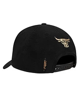 Pro Standard Men's Black Chicago Bulls Metallic Logo Pinch Front Adjustable Hat