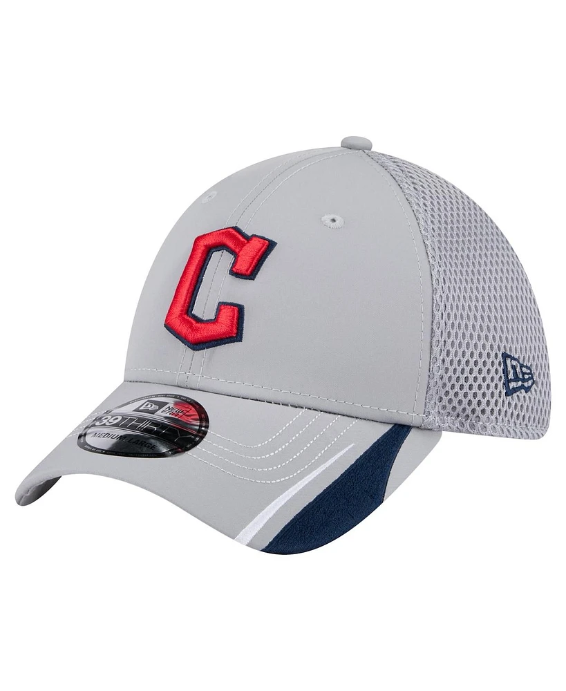 New Era Men's Gray Cleveland Guardians Linear 39Thirty Flex-Fit Hat