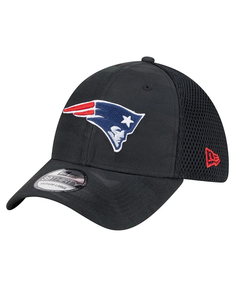 New Era Men's Black New England Patriots Active Camo 39THIRTY Flex Hat