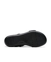 Clarks Women's Laurieann Faye Slip On Flat Sandals