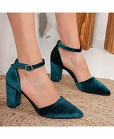Gisele Closed Toe High Block Heels