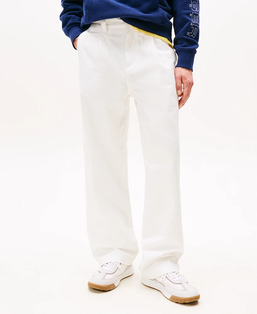 Tommy Hilfiger Men's Classic Fit Straight Leg Sailing Chinos