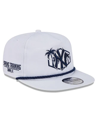 New Era Men's White New York Yankees 2025 Spring Training Palm Golfer Adjustable Hat