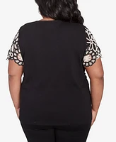 Alfred Dunner Plus Natural Instinct Crochet Flower Crew Neck T-Shirt