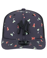 New Era Men's Black New York Yankees Adventure Drinks Pattern 9SEVENTY Stretch-Snap Hat
