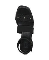 Naturalizer Women's Gana Square Toe Strappy Flat Sandals