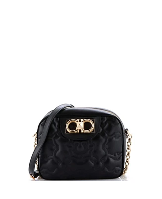 Pre-Owned Salvatore Ferragamo Galore Camera Bag Quilted Leather