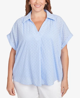 Hearts Of Palm Plus Short Sleeve Eyelet Pull Over Top