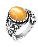 Sterling Silver Yellow Mother of Pearl Concha Flower Ring