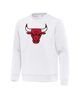 Antigua Men's White Chicago Bulls Relevant Pullover Sweatshirt