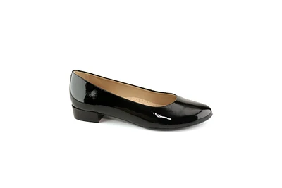 Marc Joseph New York Womens Madison Slip on Comfort Flat
