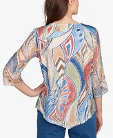 Alfred Dunner Petite El Paso Printed Leaf Textured Top with Necklace