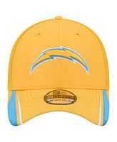 New Era Men's Gold Los Angeles Chargers Linear 39THIRTY Flex Hat