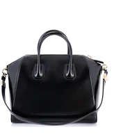 Pre-Owned Givenchy Medium Antigona Bag Glazed Leather