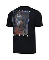 Mitchell & Ness Men's Black Scottie Pippen Chicago Bulls Hardwood Classics Nba Legends T-Shirt