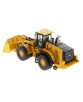 Diecast Masters 1/50 Cat 982 Xe Wheel Loader, High Line Series