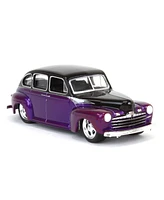 1/64 1946 Fordor Super Deluxe, Dark Purple California Lowriders 6 63070-a
