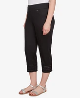Ruby Rd. Petite Lotus Lace Soft Denim Capri Jeans
