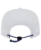 New Era Men's White Chicago Cubs Perforated Golfer Snapback Hat