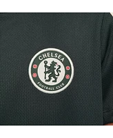 Nike Big Boys and Girls Green Chelsea 2025/26 Strike Raglan Top