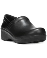 Dr. Scholl's Women's Dynamo Slip-Resistant Work Clogs