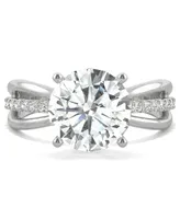 Moissanite Round Solitaire with Sides Ring (2-9/10 ct. tw. Diamond Equivalent) 14k White Gold