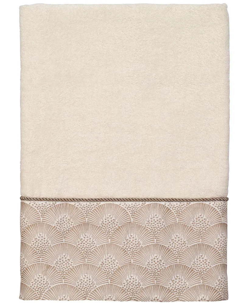Avanti Deco Shells Bordered Cotton Bath Towel, 27" x 50"