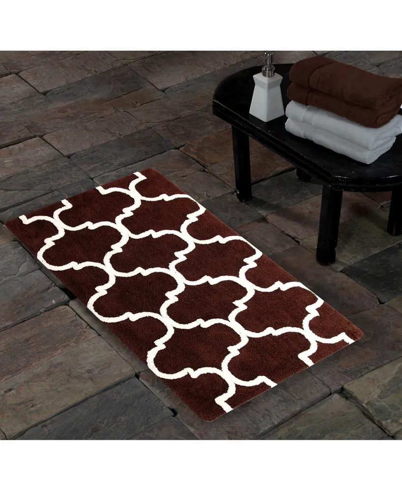 Saffron Fabs Geometric 50' x 30' Non-Skid Cotton Bath Rug