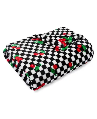 Betsey Johnson Ultra Soft Plush Fleece Throw