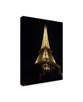 Jessica Putnam 'Eiffel Tower Up Close' Canvas Art - 14" x 19"